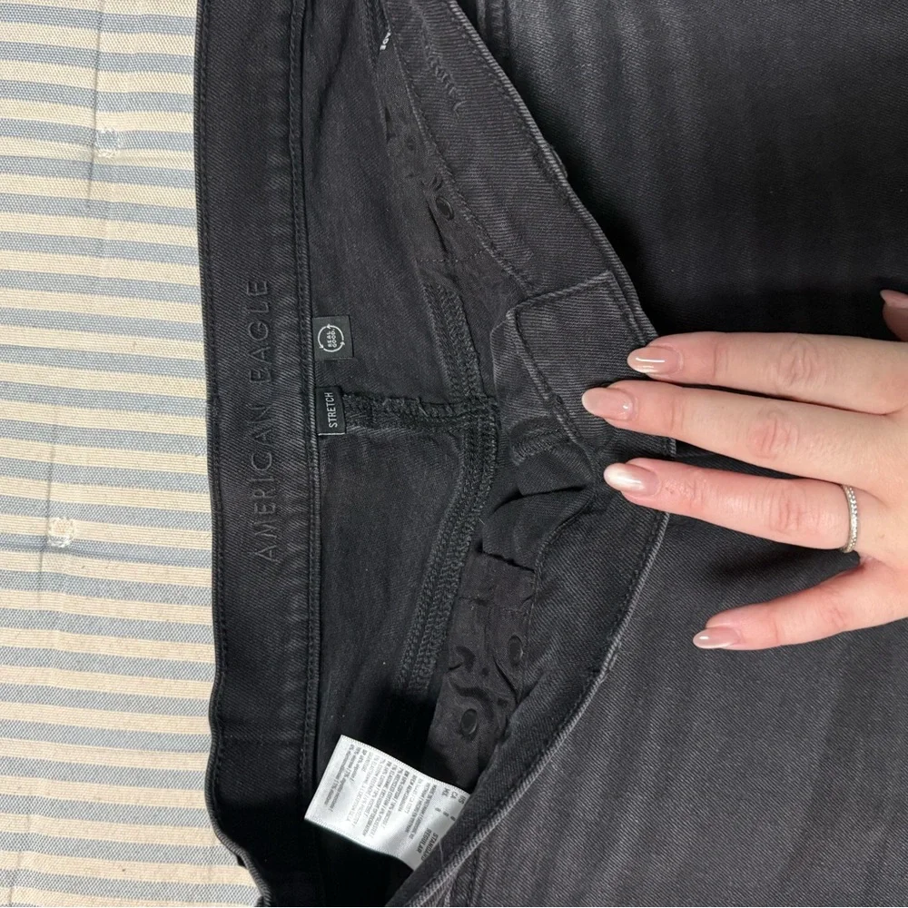 American Eagle Outfitters Black Barrel Jeans - Picture 2 of 3